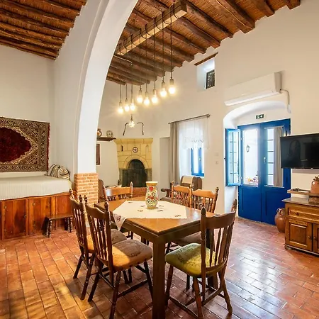 Essence Casa de Férias